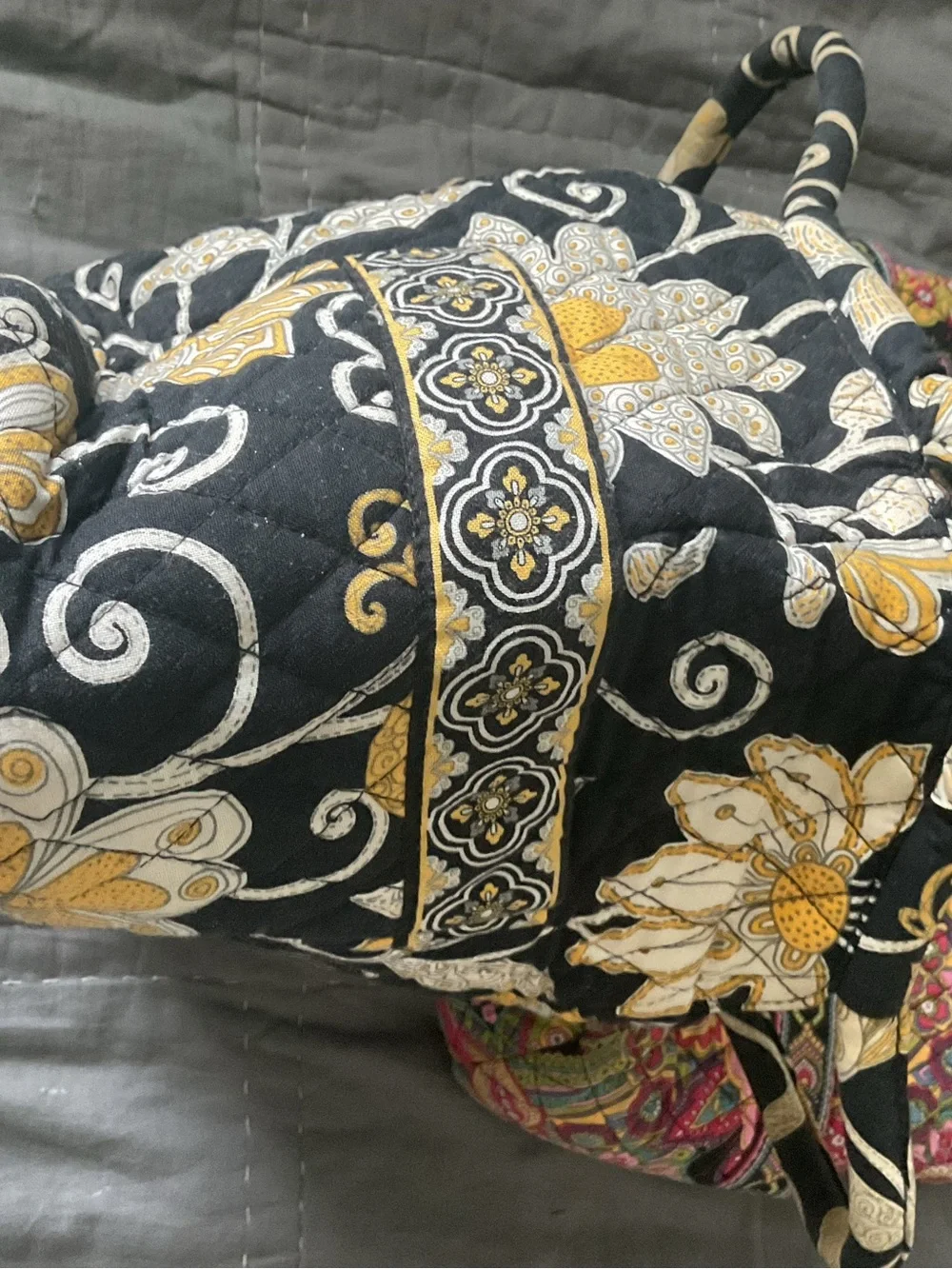 Vera Bradley BUNDLE retired Yellow Bird and retired Symphony in Hue Gabby Satche